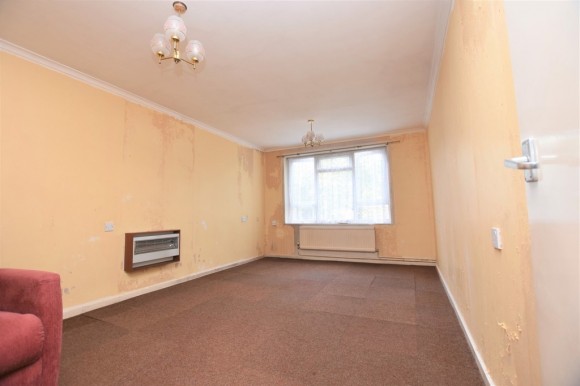 View Full Details for Farrier Road, Northolt, UB5 6TY