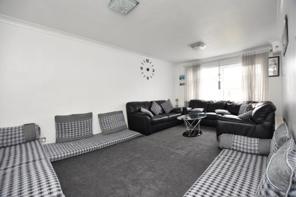 View Full Details for Rutland House, The Farmlands, Northolt, UB5 5EY