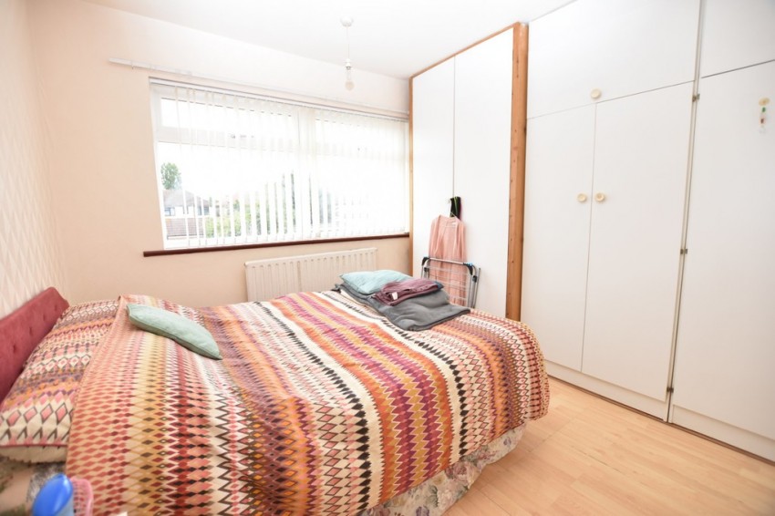 Images for Warwick Avenue, Harrow, HA2 8RE