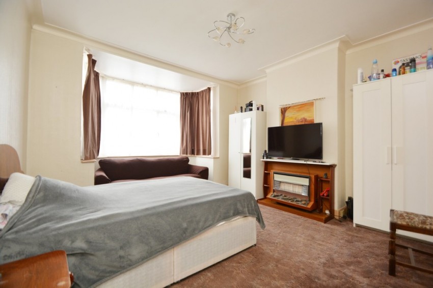 Images for Park Lane, South Harrow, HA2 8NN