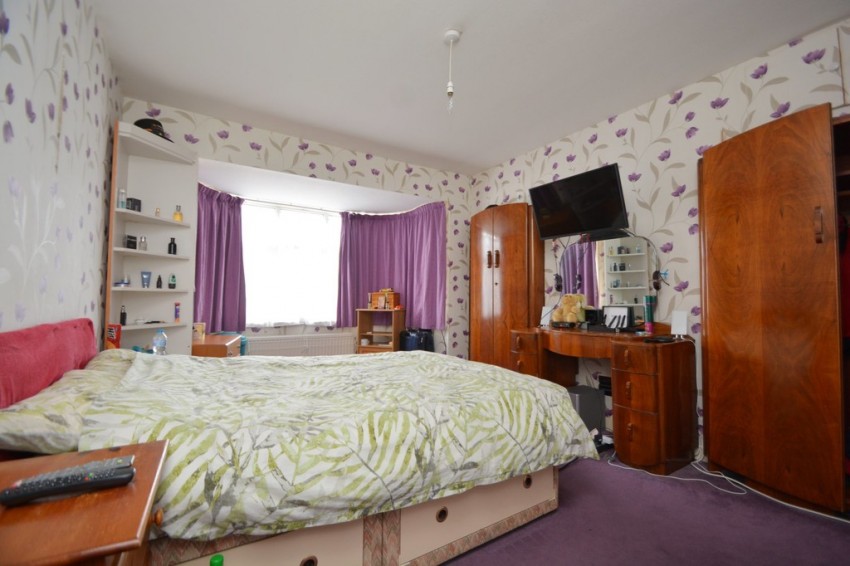 Images for Park Lane, South Harrow, HA2 8NN