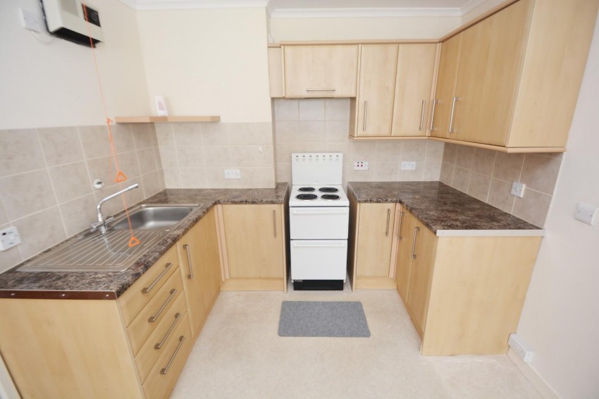 Images for Barnetts Court, Corbins Lane, South Harrow, HA2 8EU