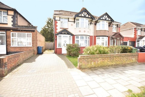 View Full Details for Carlyon Avenue, South Harrow, HA2 8ST