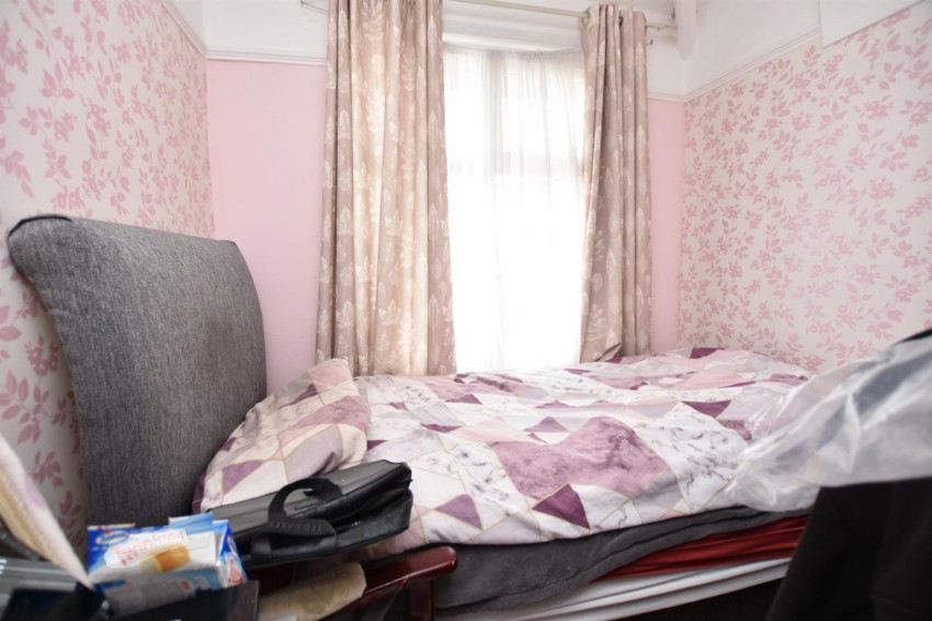 Images for Carlyon Avenue, South Harrow, HA2 8ST