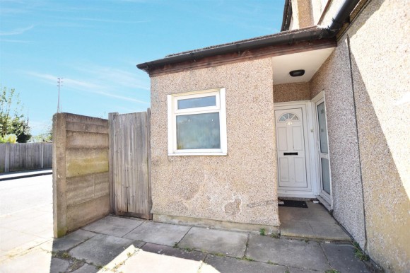 View Full Details for Carlyon Avenue, South Harrow, HA2 8SN