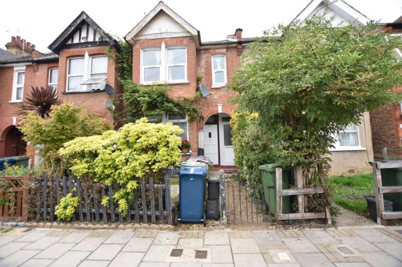 View Full Details for Parkfield Road, Harrow. HA2 8LA