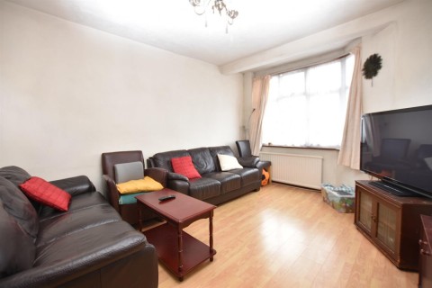 Click the photo for more details of Roxeth Green Avenue, Harrow, HA2 8AB