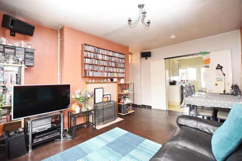 Click the photo for more details of Alexandra Avenue, Harrow, HA2 9DX