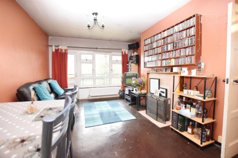 Click the photo for more details of Alexandra Avenue, Harrow, HA2 9DX