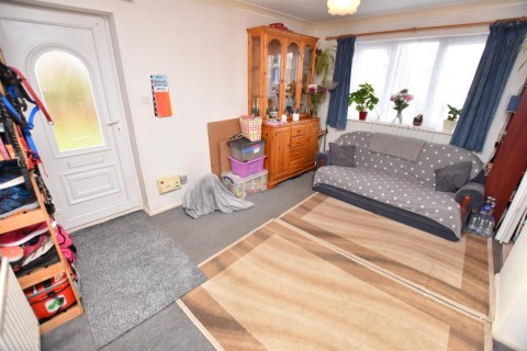 Click the photo for more details of Bayshill Rise, Northolt UB5 4LS