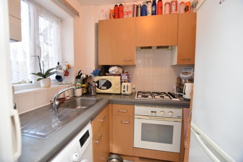 Click the photo for more details of Bayshill Rise, Northolt UB5 4LS