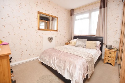 Click the photo for more details of Carr Road, Northolt, UB5 4RJ