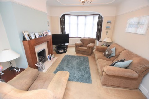 Click the photo for more details of Windsor Crescent, Harrow, HA2 8QN