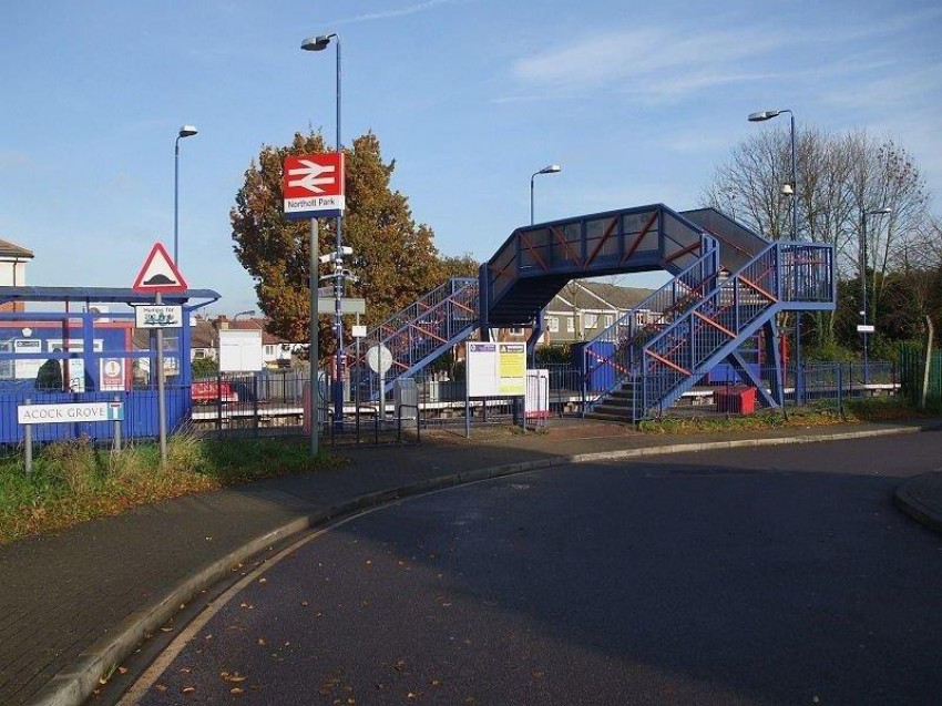 Images for Reading Road, Northolt, UB5 4PQ
