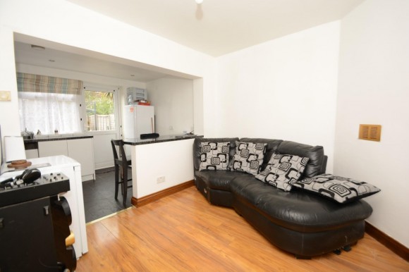 View Full Details for Holyrood Avenue, Harrow, HA2 8TP