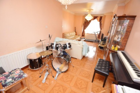 Click the photo for more details of Parkfield Road, Harrow, HA2 8LA