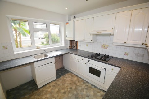 Click the photo for more details of Warwick Avenue, Harrow, HA2 8RD