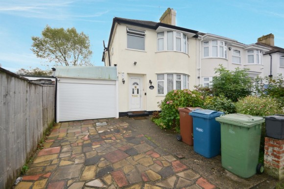 View Full Details for Arundel Drive, Harrow, HA2 8PN