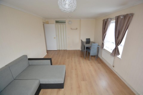 Click the photo for more details of Newmarket Avenue, Northolt, UB5 4EP