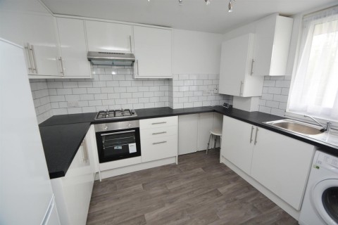Click the photo for more details of Hindhead Gardens, Northolt, UB5 5NF