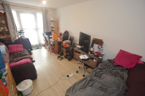 View Full Details for Vicarage Close, Northolt, UB5 5EG