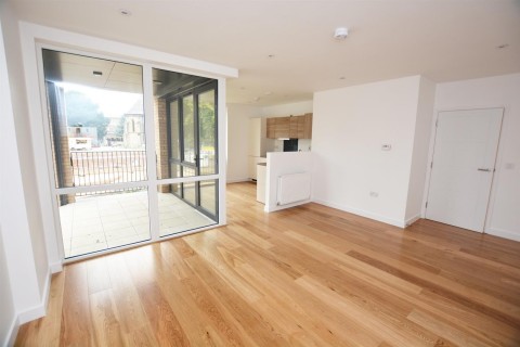 View Full Details for St Bernards Gate, Denman Avenue, UB2 4FU