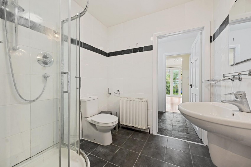 Images for Francklyn Gardens, Edgware, HA8 8RZ