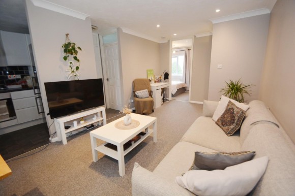 View Full Details for Barnaby Close, Harrow, HA2 8DN