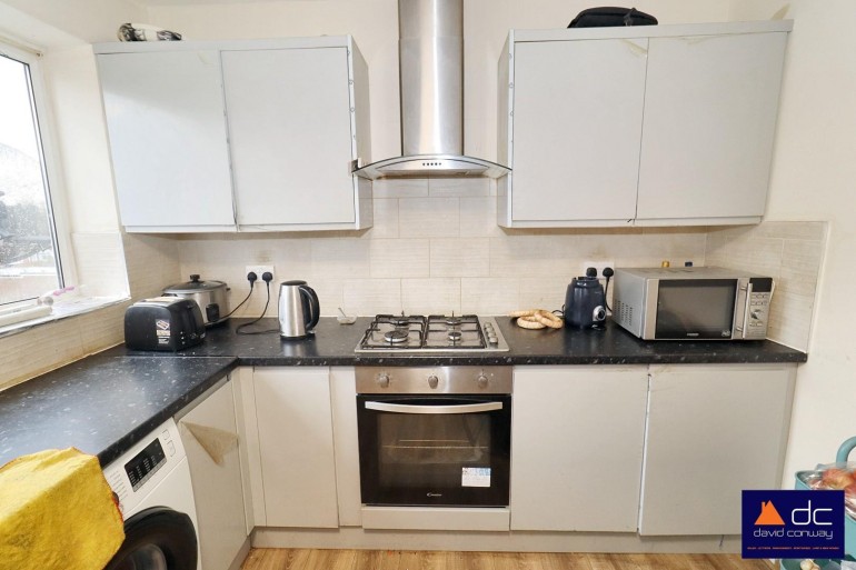 Clifford Close, Northolt, UB5 5NJ