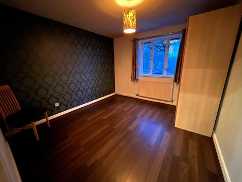Click the photo for more details of Siskin Close, Bushey