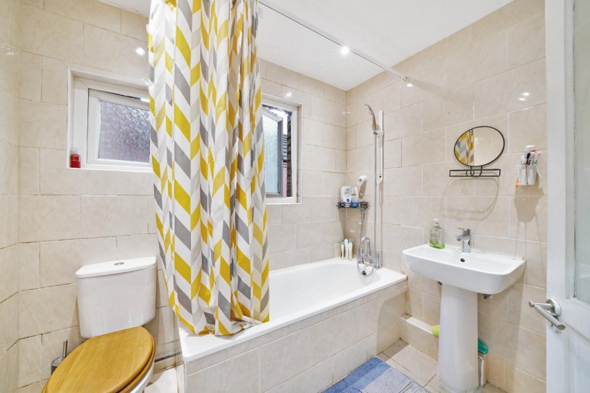 Images for Headstone Road, Harrow, HA1 1PE