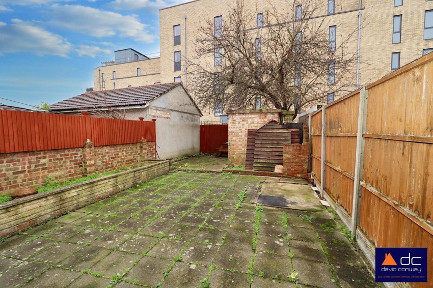 Images for Carlyon Close, Wembley, HA0 1HR