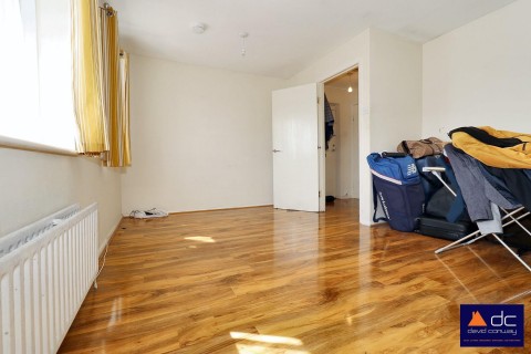 Click the photo for more details of Bittern Close, Hayes, UB4 9TL
