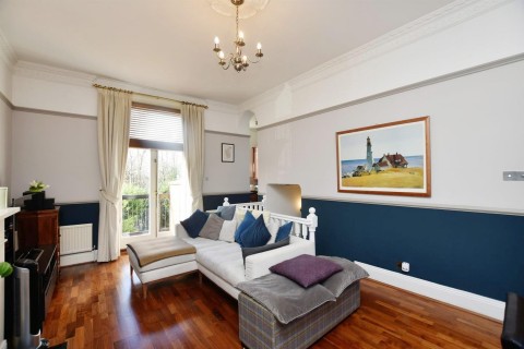 Click the photo for more details of Glasfryn House, Roxeth Hill, Harrow-On-The-Hill, HA2 0LD