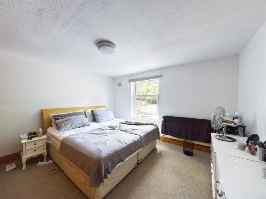 Images for The Cottage, Ealing Road, Northolt, UB5 6AD