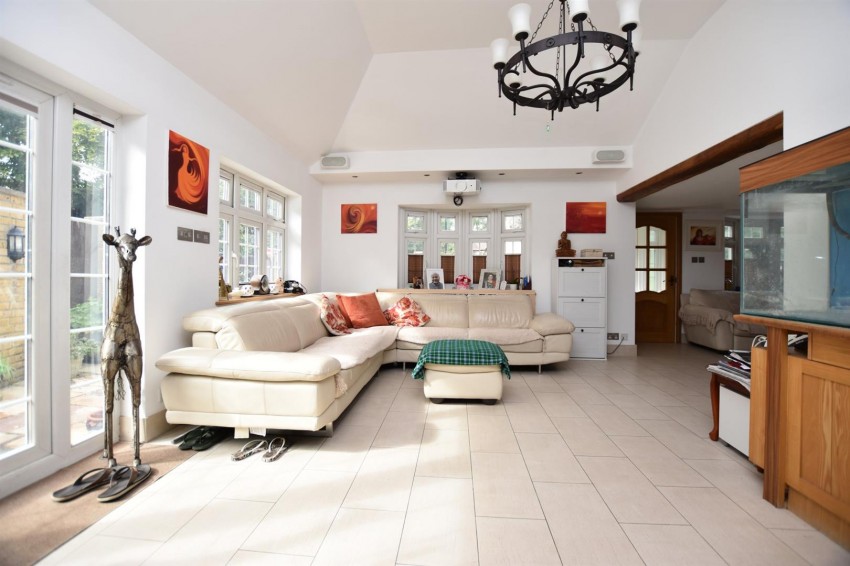 Images for Oak Cottage, Ealing Road, Northolt, UB5 6AA