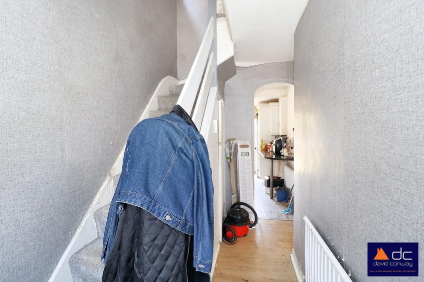 Images for Wood End Gardens Northolt, UB5 4QL