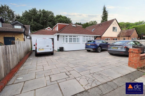 View Full Details for The Chase, Ickenham, Uxbridge, UB10 8SR