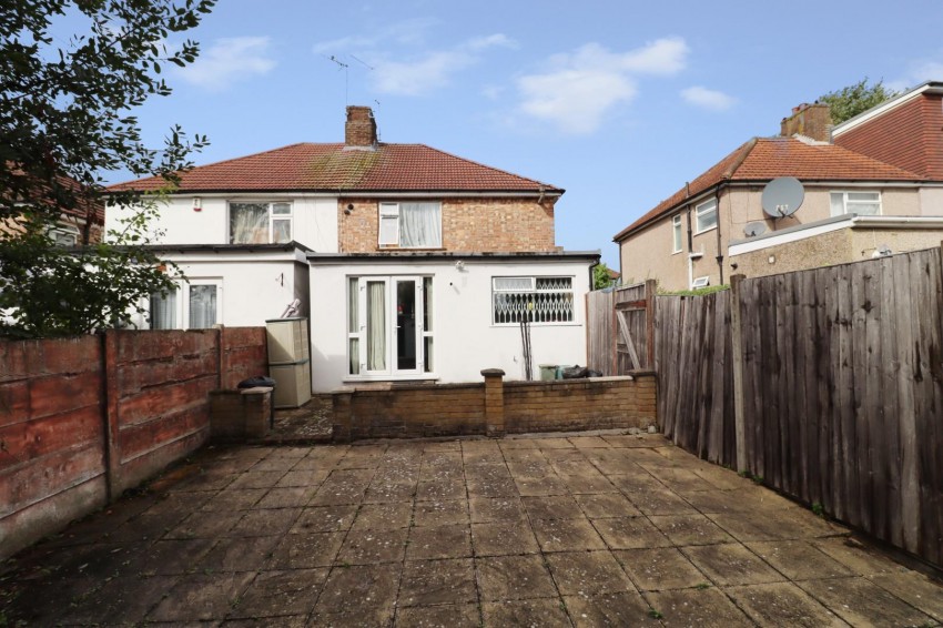 Images for Russell Road, Northolt, UB5 4QS