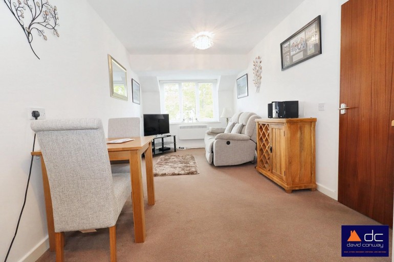 Barnetts Court, Corbins Lane, Harrow, HA2 8EU