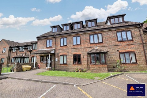 Click the photo for more details of Barnetts Court, Corbins Lane, Harrow, HA2 8EU