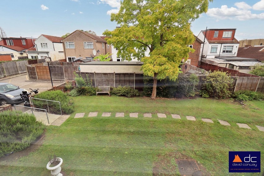 Images for Barnetts Court, Corbins Lane, Harrow, HA2 8EU