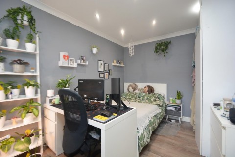Click the photo for more details of Merton Avenue, Northolt, UB5 4QF