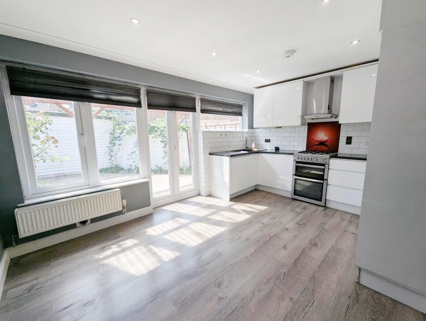 Images for Merton Avenue, Northolt, UB5 4QF