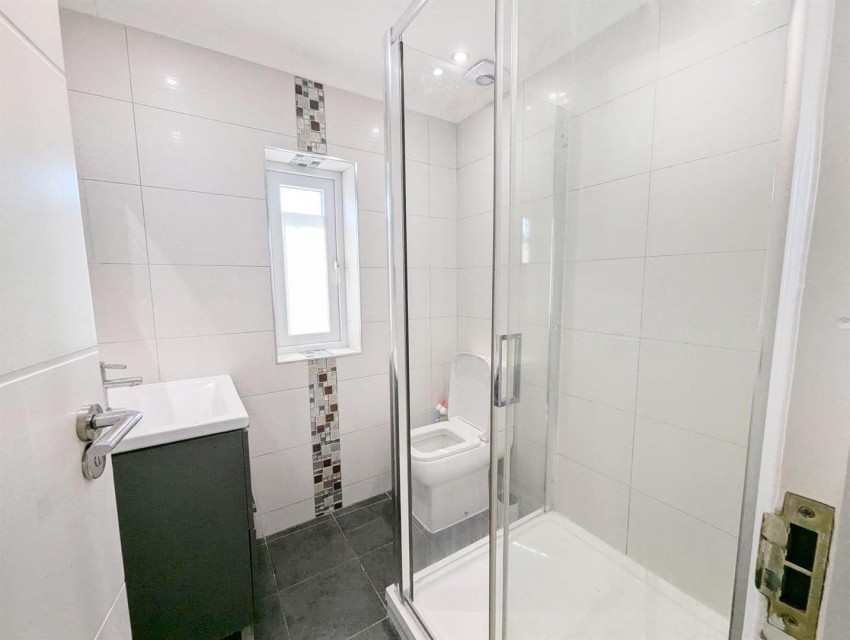 Images for Merton Avenue, Northolt, UB5 4QF