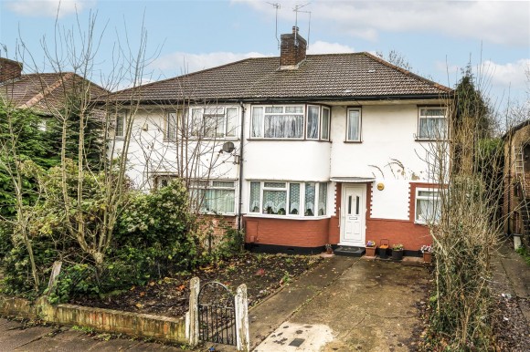 View Full Details for Shaftesbury Avenue, South Harrow, HA2 0AN