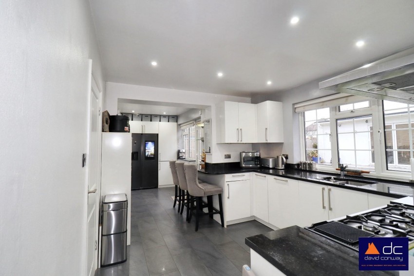 Images for Squirrels Close, Uxbridge, UB10 9NZ